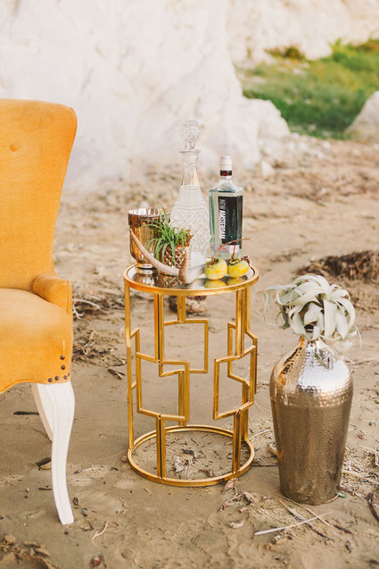 Modern cocktail display Inspiration