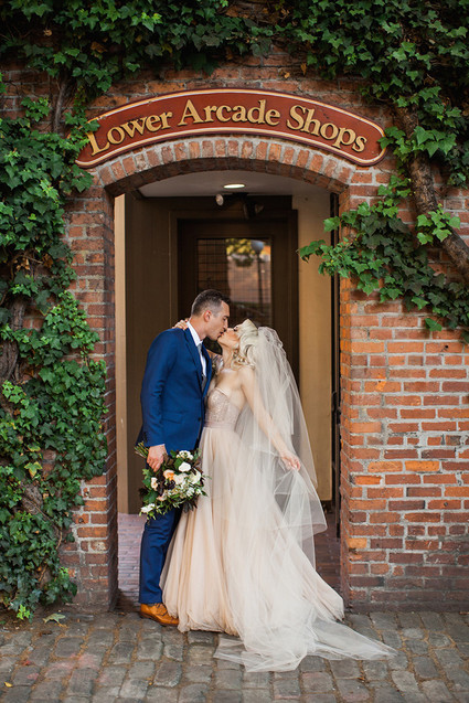 Elegant Seattle wedding ceremony