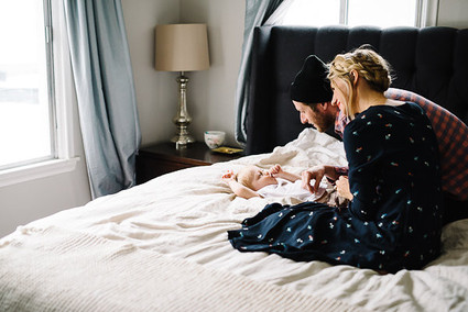 lifestyle family photos at home