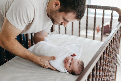 lifestyle newborn photos