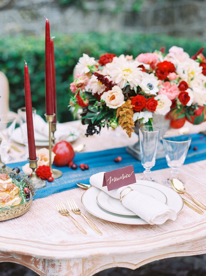 Romantic tablescape