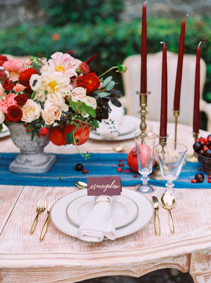 Romantic tablescape