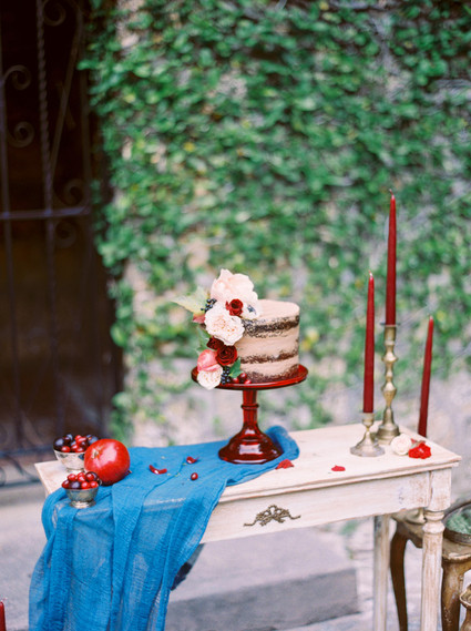Cake table display