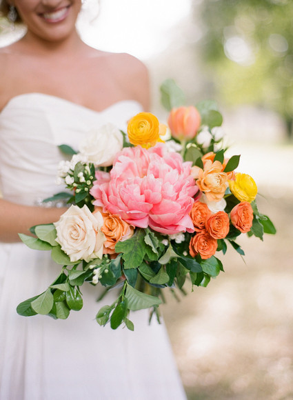 Summer bridal bouquet