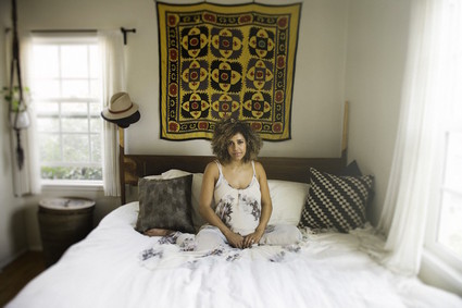 Los Angeles maternity photos by Max and Friends