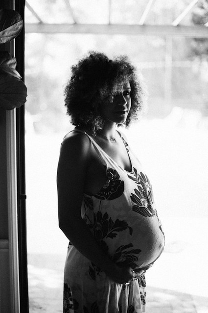 Los Angeles maternity photos by Max and Friends
