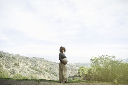 Los Angeles maternity photos by Max and Friends