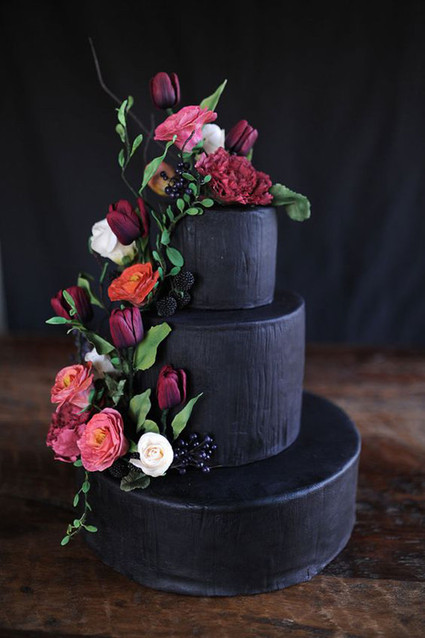 Black wedding cakes Inspiration