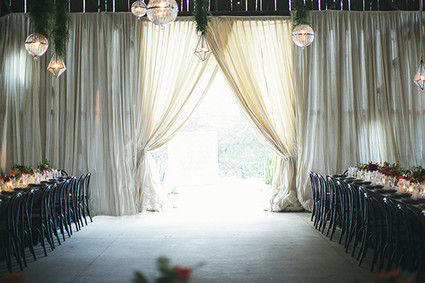California barn reception