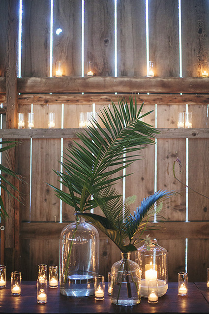 California barn reception