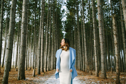 winter forest maternity photos
