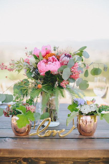 Modern centerpiece