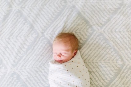 natural light newborn photos
