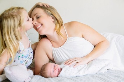 natural light newborn photos