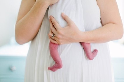 natural light newborn photos