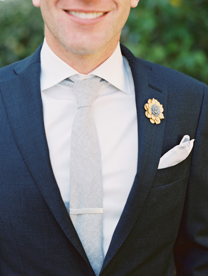 Groom's attire
