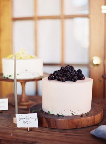 simple modern cakes