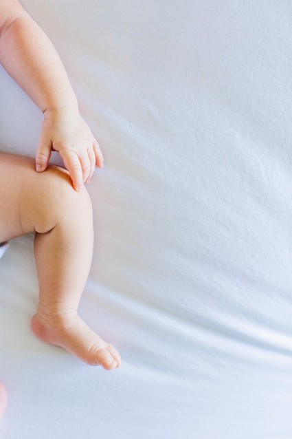 natural light newborn photos