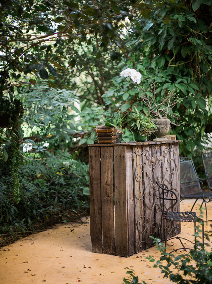 Rustic wedding bar