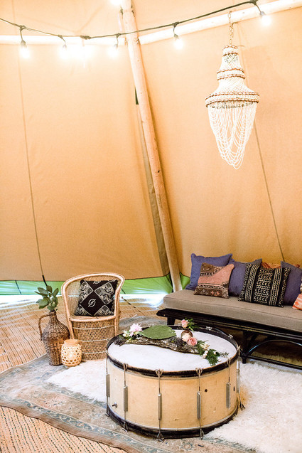 Bohemian wedding decor