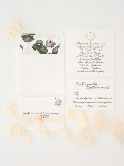 Elegant wedding invitation