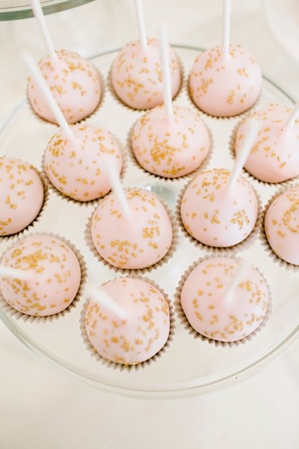 pink cake pops