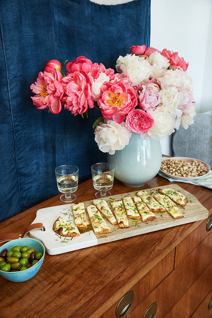 A modern glam easter brunch