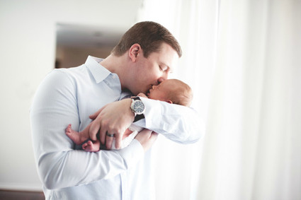 elegant newborn photos