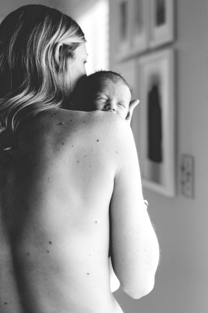 elegant newborn photos