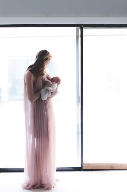 elegant newborn photos