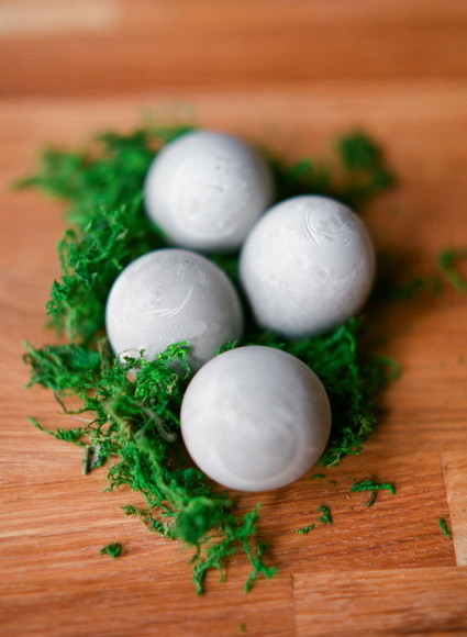 Cement easter eggs