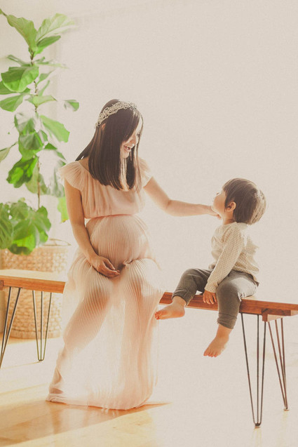 mother son vintage style maternity photos