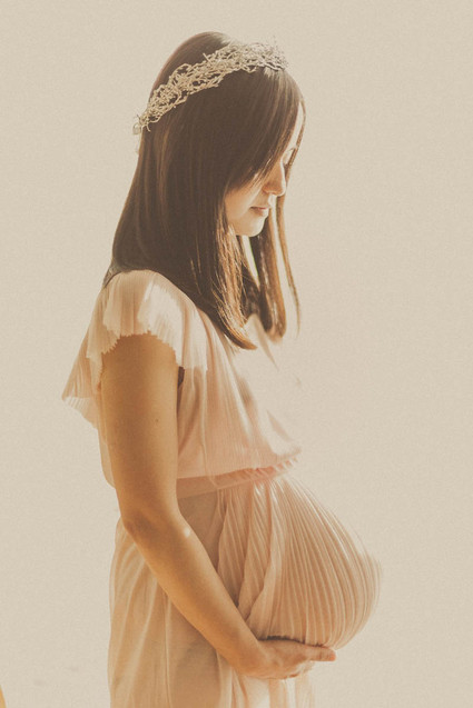 mother son vintage style maternity photos