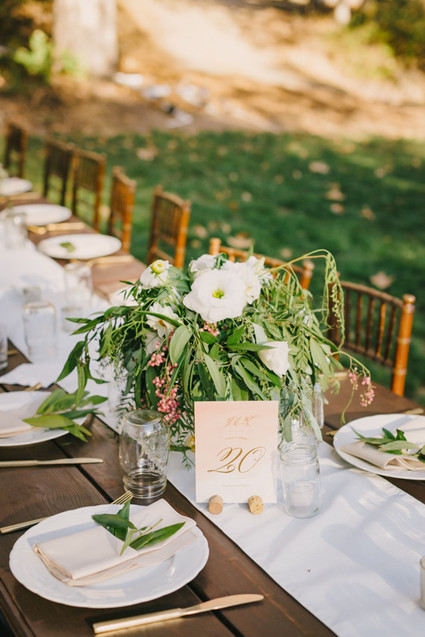 Rustic wedding decor