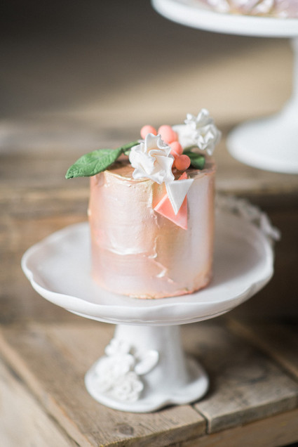 Modern cakes