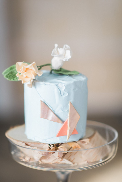 Modern cakes