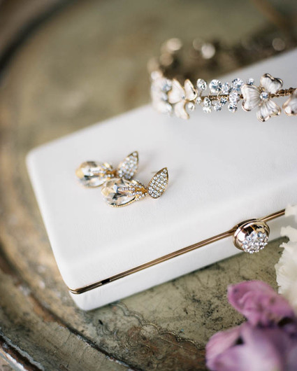 Wedding accessories