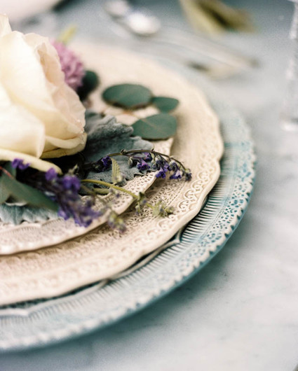 Casa de Perrin dinnerware