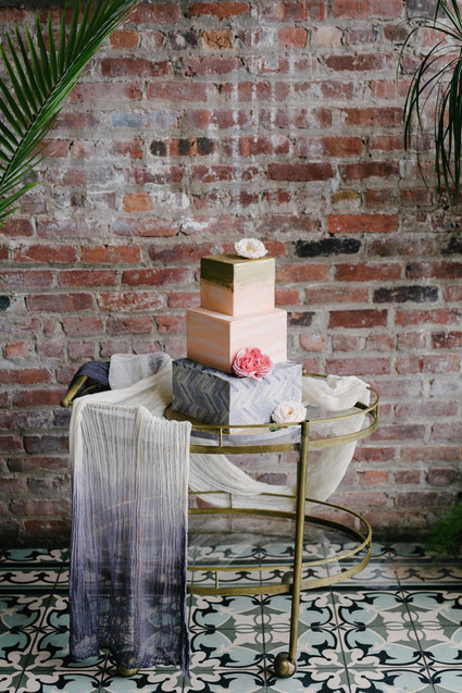 Modern wedding cake