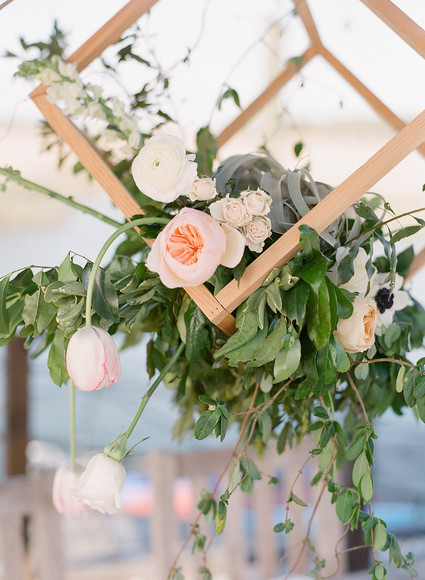 Hanging florals Inspiration
