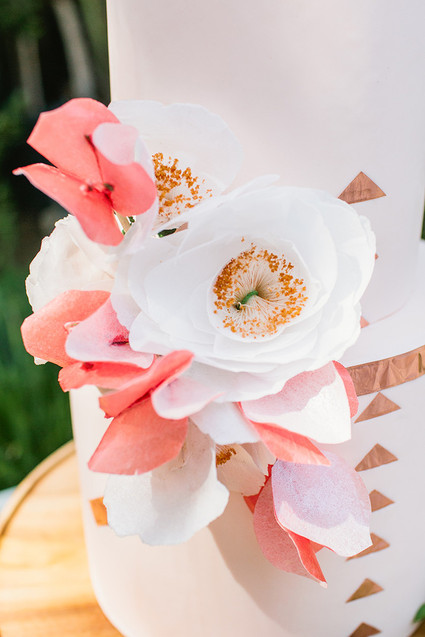 floral cake detail