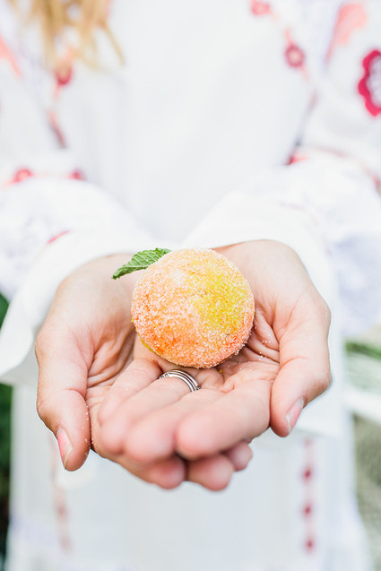 peach macaron