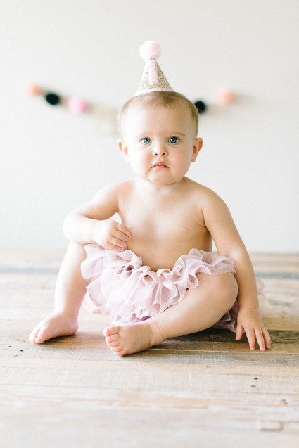 baby girl 1st birthday cake smash