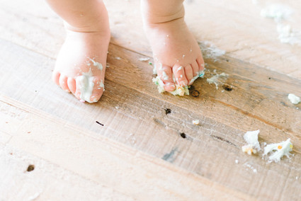 baby girl 1st birthday cake smash