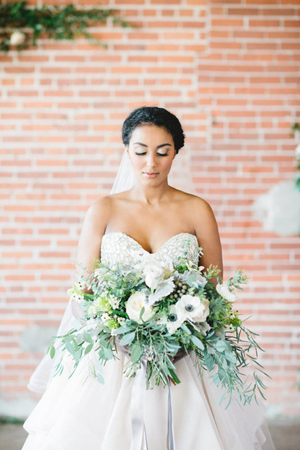 White bridal bouquet
