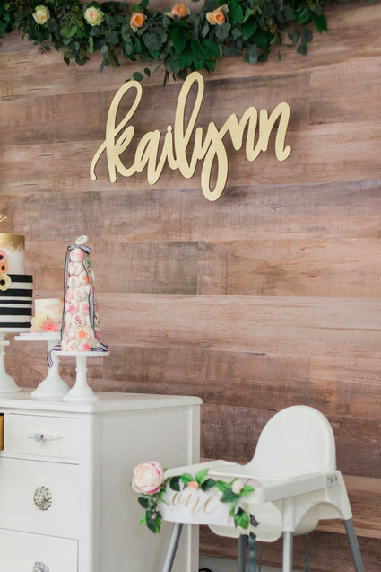 Floral Korean Dol first birthday Inspiration