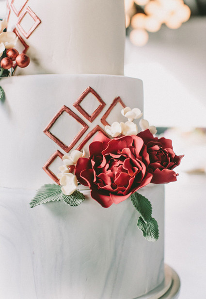 Marbled wedding cake