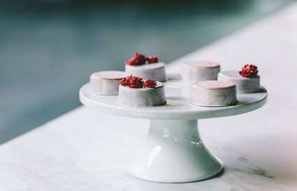 Marbled wedding desserts