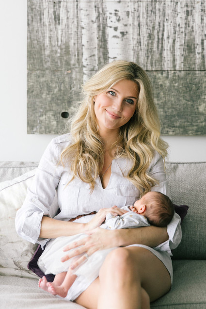 Lifestyle newborn photos at home