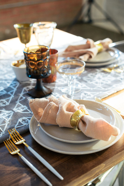 Modern wedding tablescape